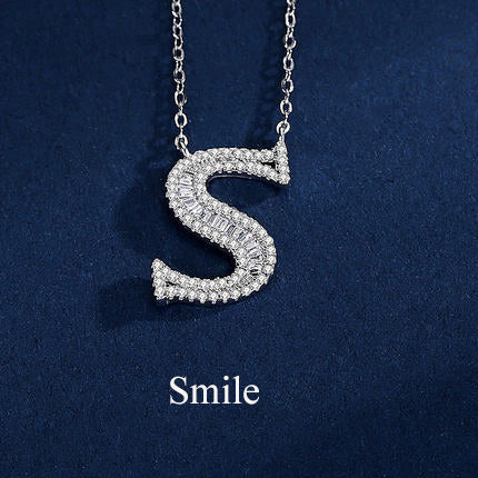Fashionable necklace with Twenty-six Letters