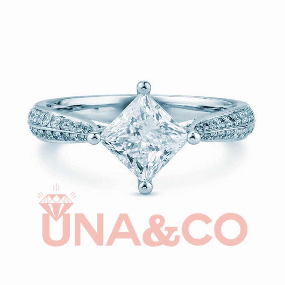 Unique & Luxury Princess Shape Ring