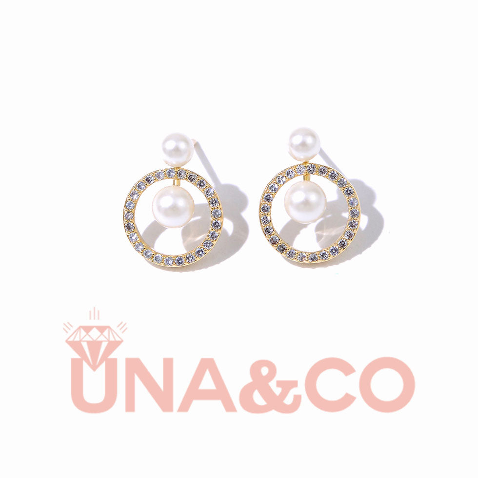 Gentle style round pearl earrings
