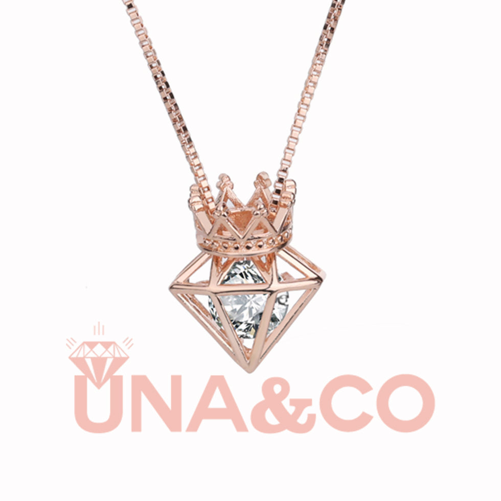 Crown Hearts and Arrows Set with Diamond Necklace